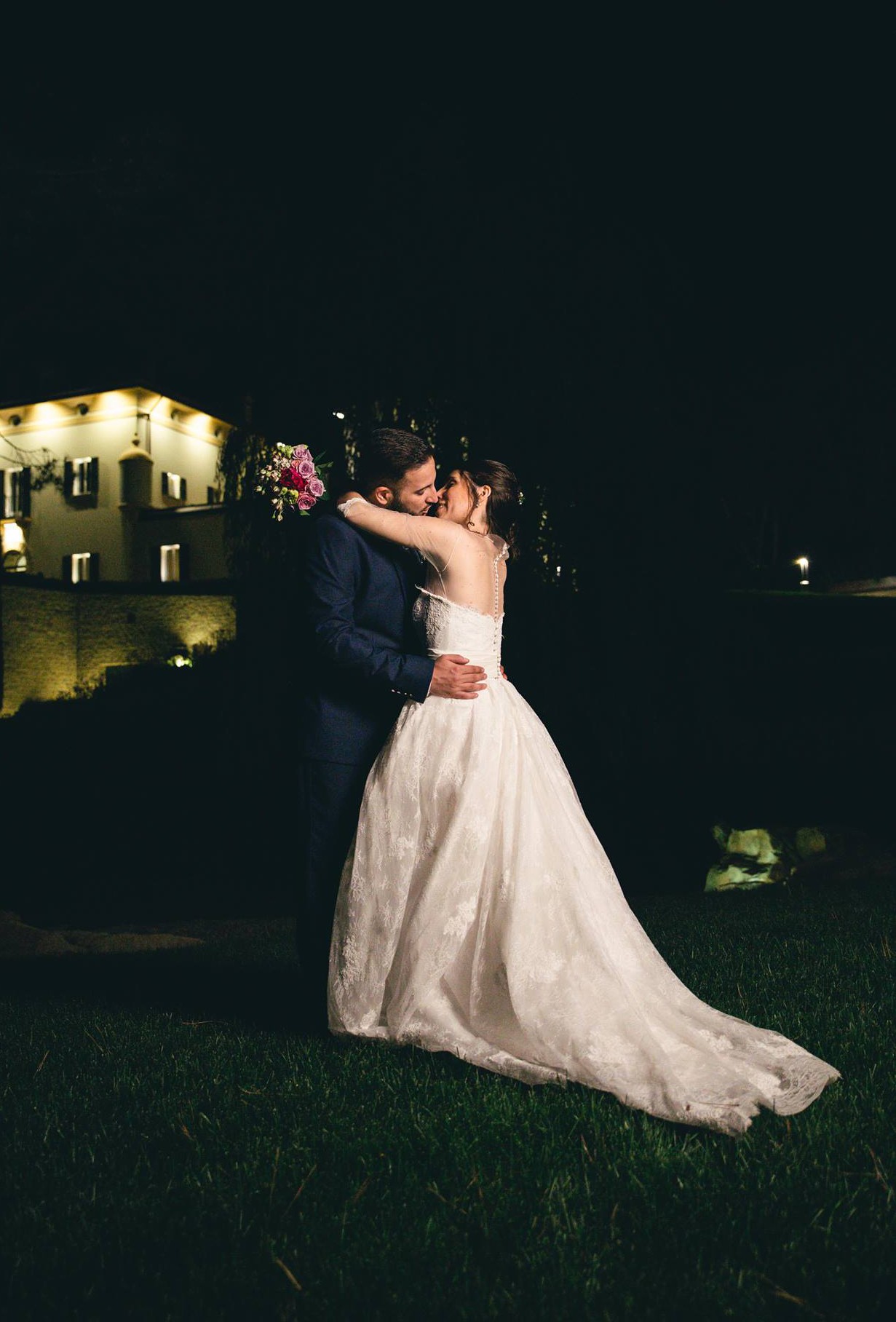 Inspiration mariage nuit - Robe de mariée Cymbeline Wedding inspiration - Ispirazione sposa - Inspiração casamento - Inspiration Brautkleid - Inspiración matrimonio