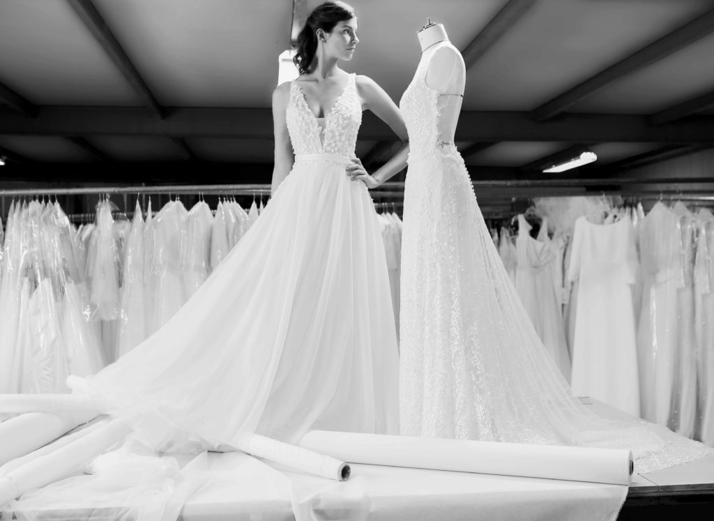 Crítico Etna grande Robe FIGUE - Vestidos de novia diseñador francés Colección 2022