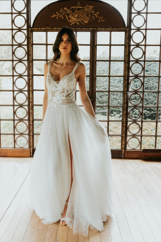 A Wedding in Vallery - Cymbeline | French designer Wedding dresses ...