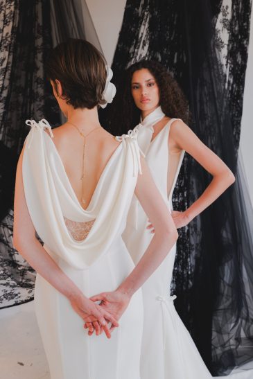 femmes dans des robes de mariée sirène élégante et glamour